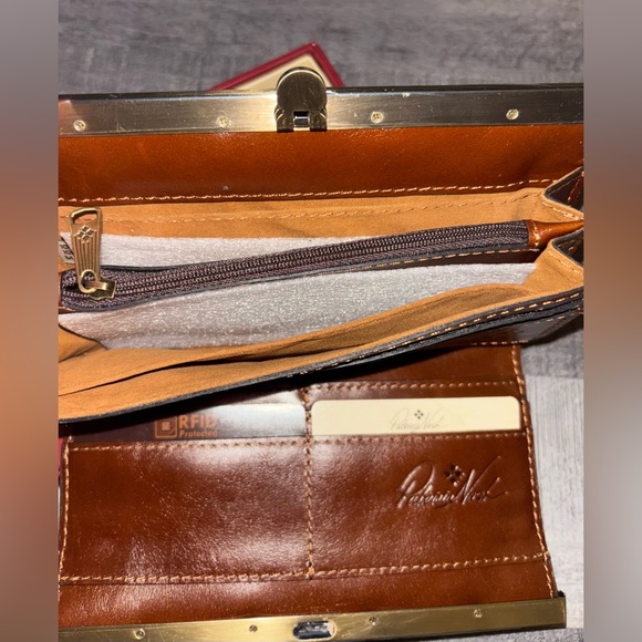 Patricia Nash Floral Wallet - Multicolor - Picture 5 of 8